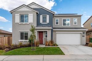 photo 1 of 642 Chiselville Ln, Lincoln, CA 95648