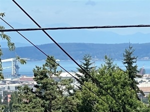photo 1 of 3702 E Roosevelt Avenue, Tacoma, WA 98404