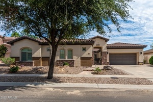 photo 1 of 4647 E Reins Rd, Gilbert, AZ 85297