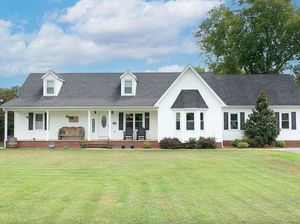 photo 1 of 110 Rabbit Run, Bell Buckle, TN 37020