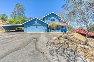 photo 1 of 30364 Horseshoe Dr, Coarsegold, CA 93614