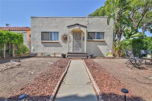 photo 1 of 601 W 108th St, Los Angeles, CA 90044