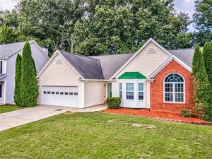 photo 1 of 4017 McDowell Dr, Acworth, GA 30101