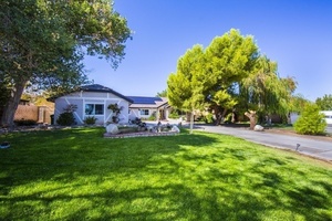 photo 1 of 41635 57th St W, Quartz Hill, CA 93536