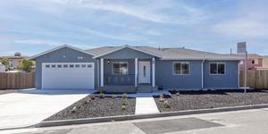 photo 1 of 637 13th St, Richmond, CA 94801