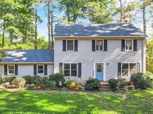 photo 1 of 9665 Routts Hill Rd, Warrenton, VA 20186