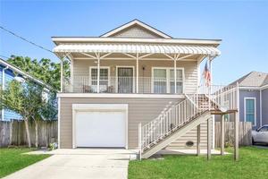 photo 1 of 5523 Music St, New Orleans, LA 70122