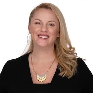 Renee Adelmann