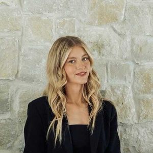 Mia Miller